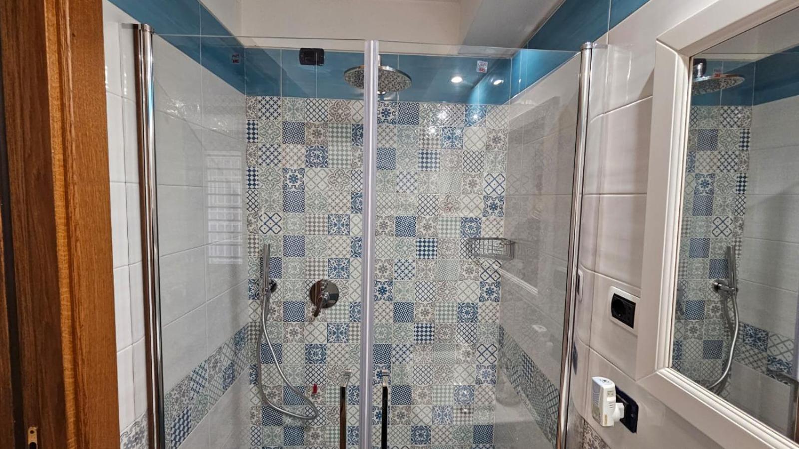Vittoria Guest House Салерно Екстериор снимка