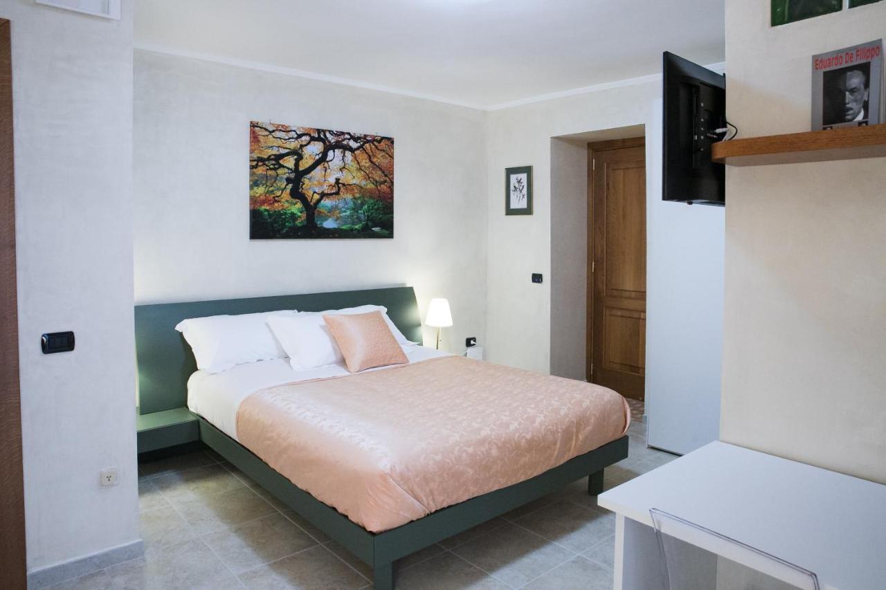 Vittoria Guest House Салерно Екстериор снимка
