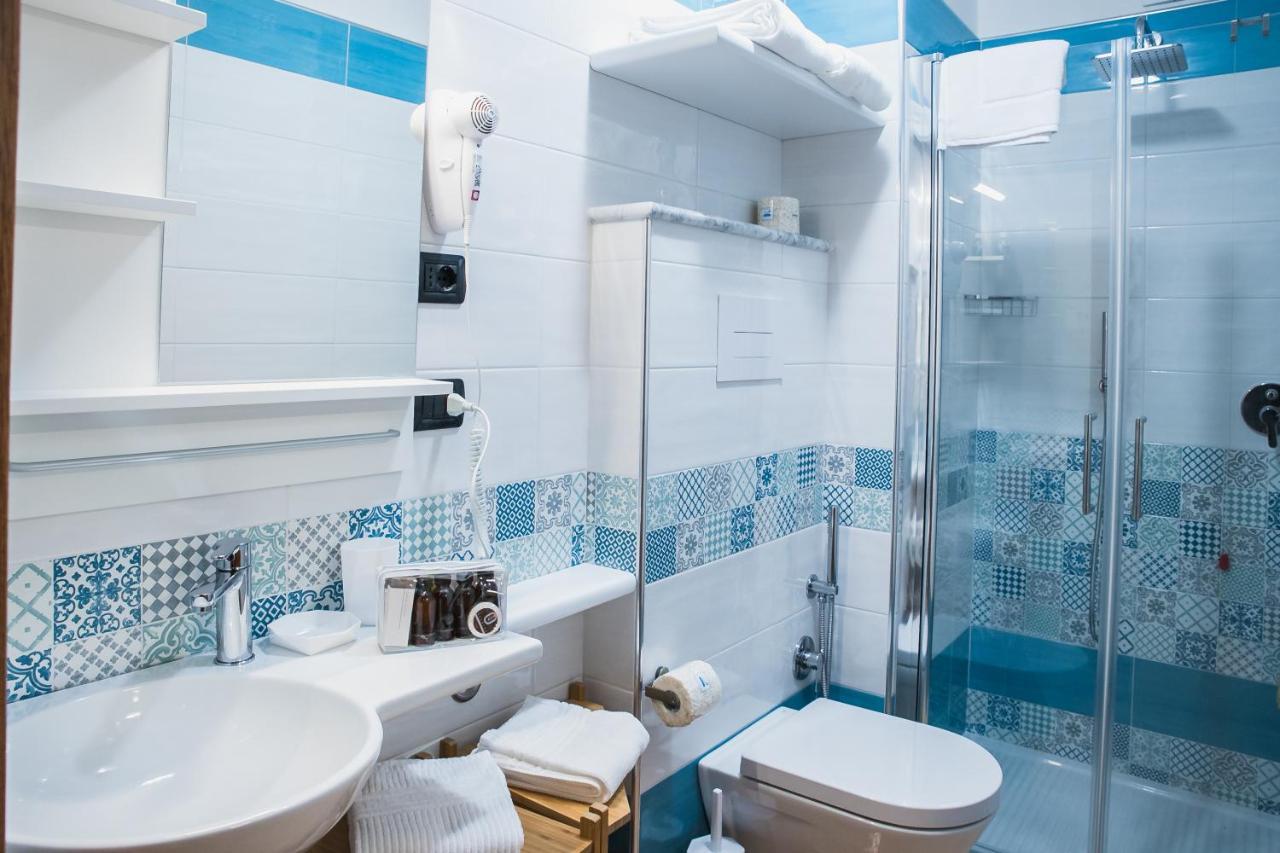 Vittoria Guest House Салерно Екстериор снимка